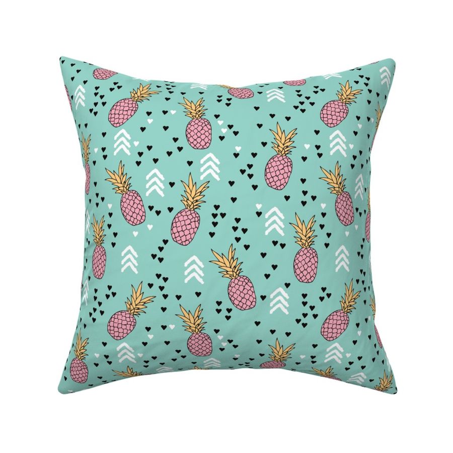 HOME_GOOD_SQUARE_THROW_PILLOW