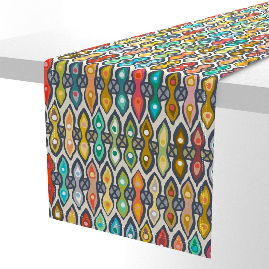 HOME_GOOD_TABLE_RUNNER