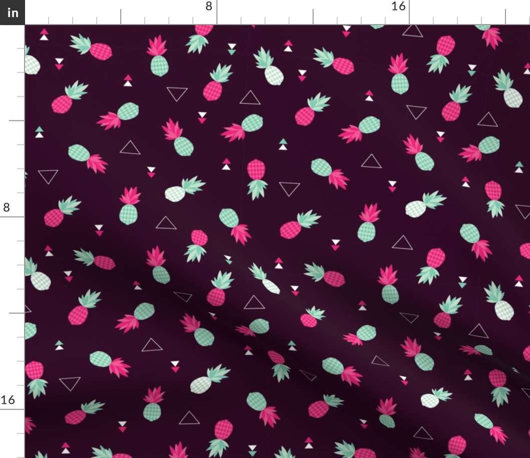 Geometric pineapple fruit hot tropical summer print in pink