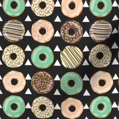 DONUTS AND TEEPEES BLACK