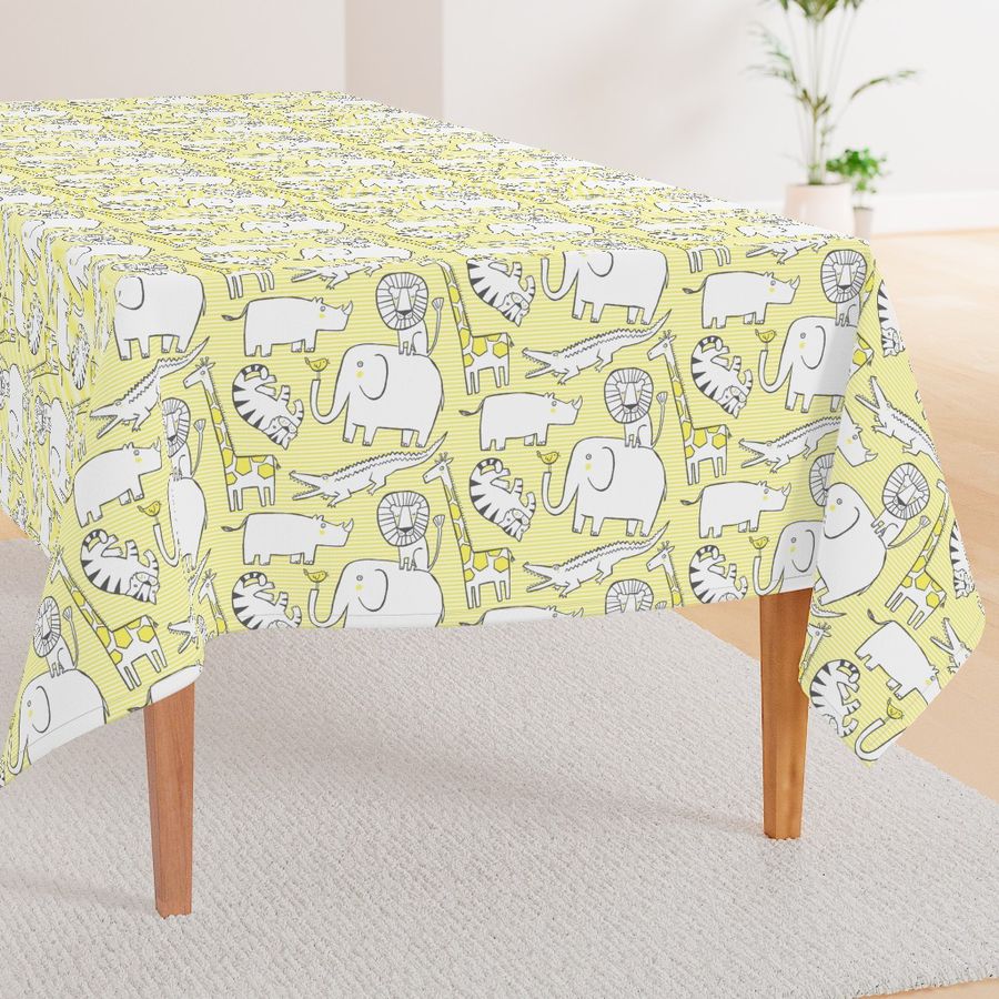 HOME_GOOD_RECTANGULAR_TABLE_CLOTH