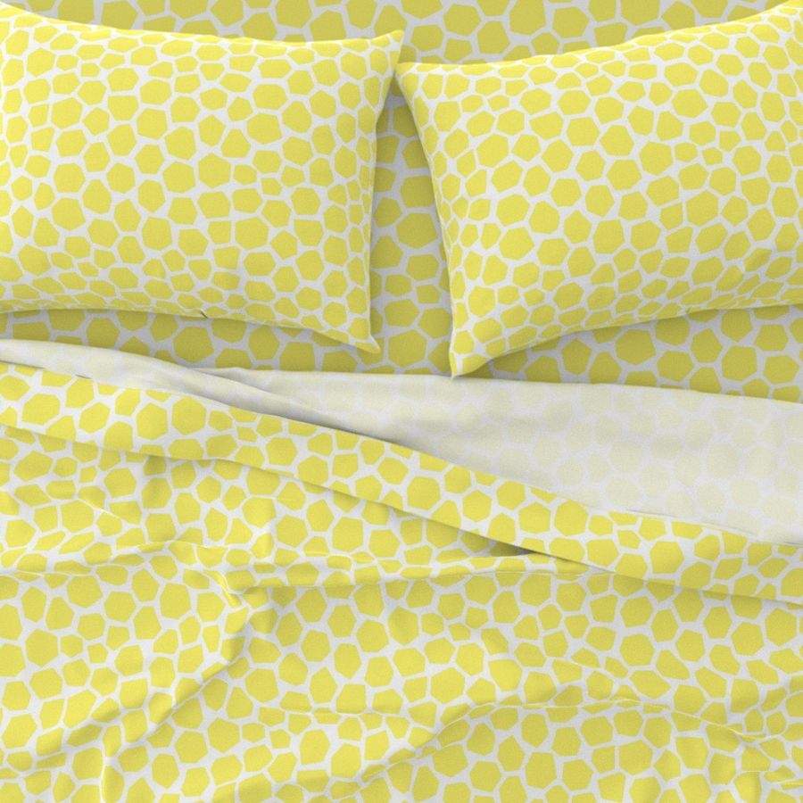 Geo Giraffe Yellow