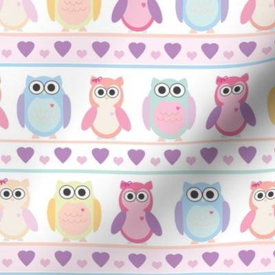 Cute Owls Line Up Large Scale