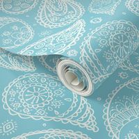 Doily paisley