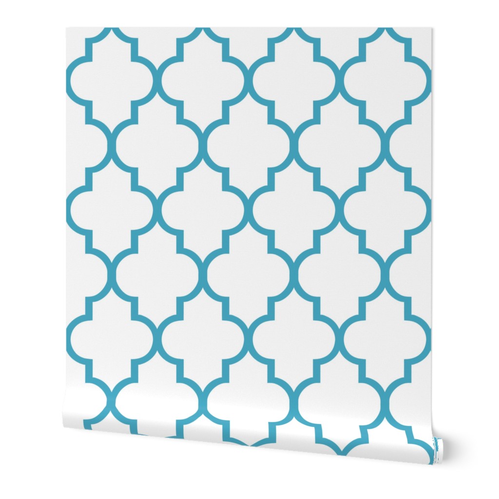 Quatrefoil in Aqua