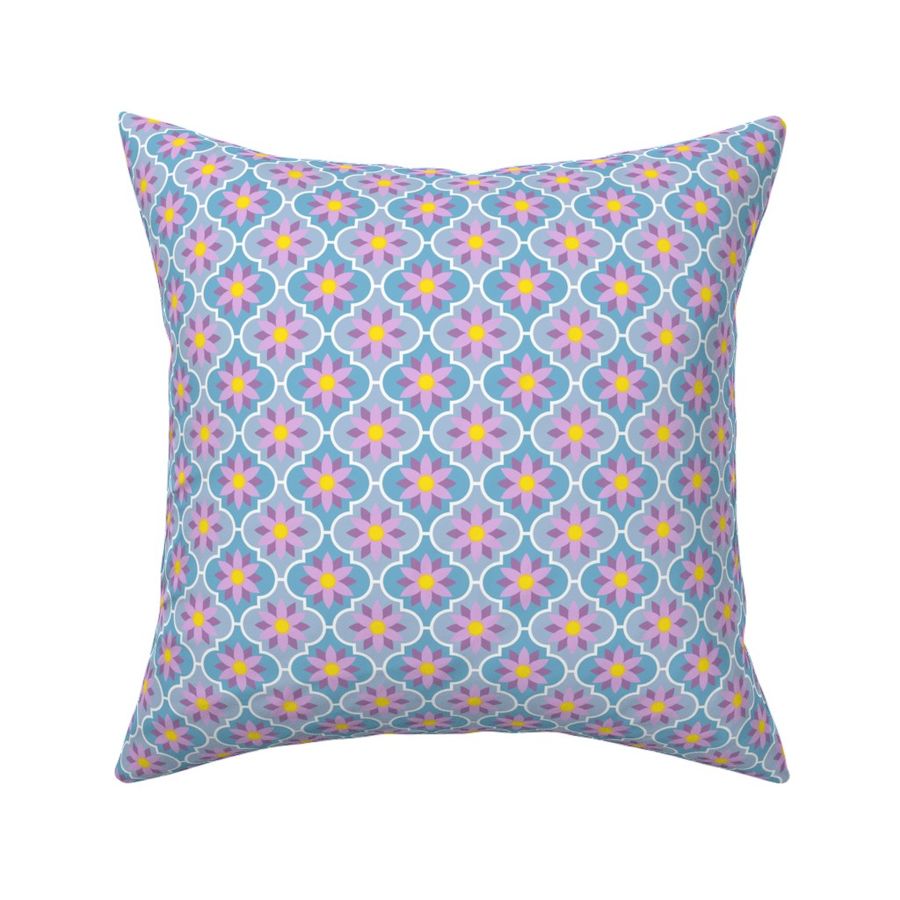 04029355 : crombus flower : spoonflower0038