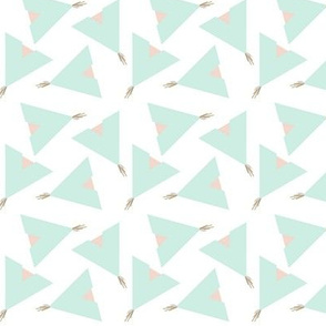 Teepee 5: white, mint and coral