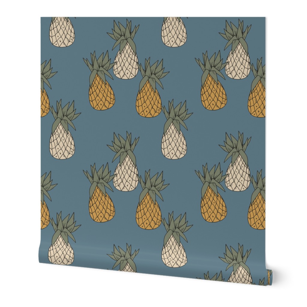 PINEAPPLE BLUE - Stephanie Elvelyck 