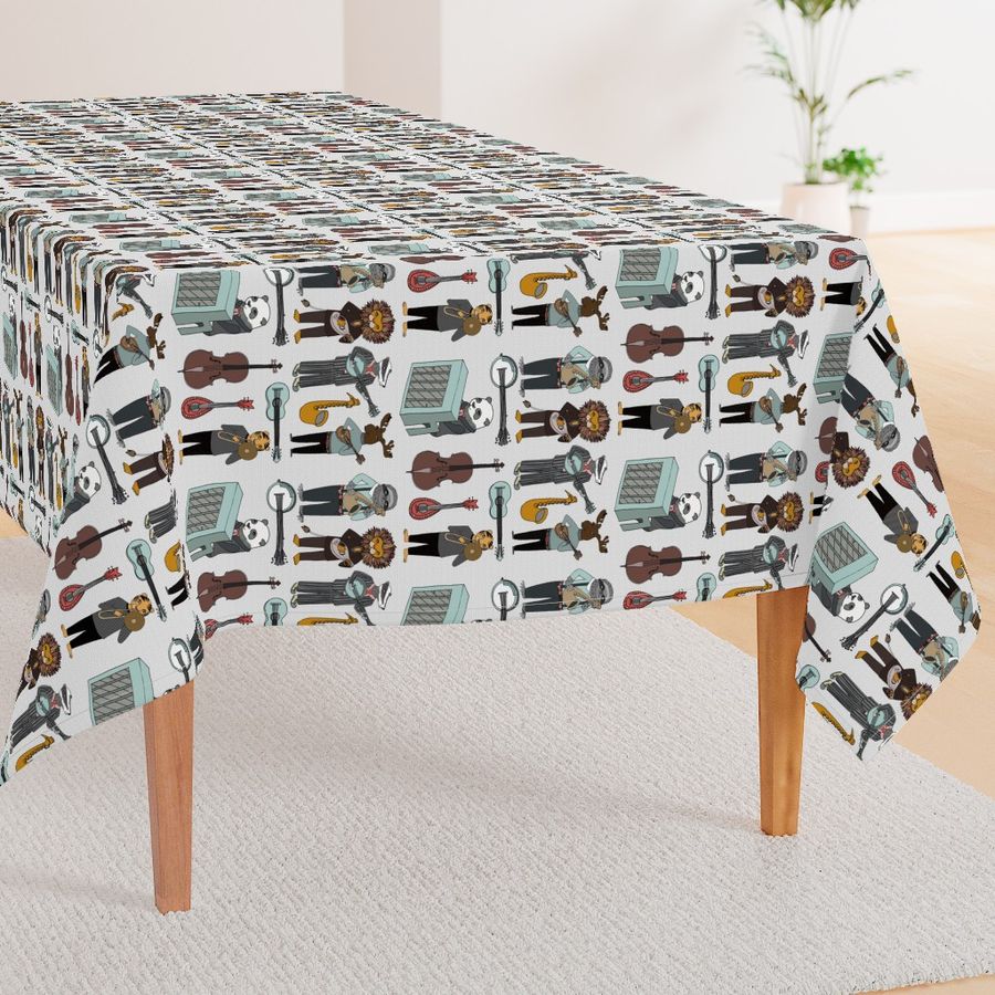 HOME_GOOD_RECTANGULAR_TABLE_CLOTH