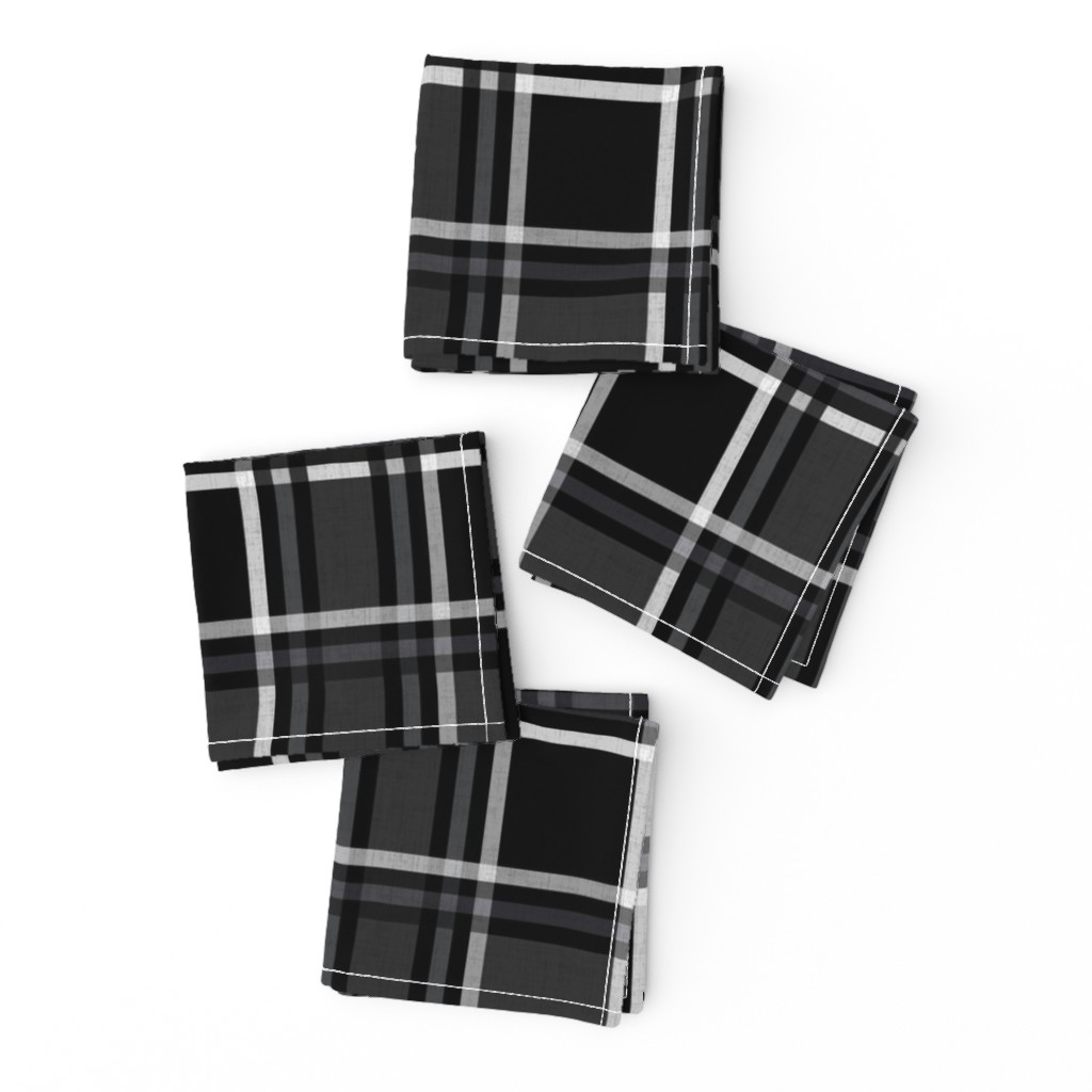 Black Plaid - Small