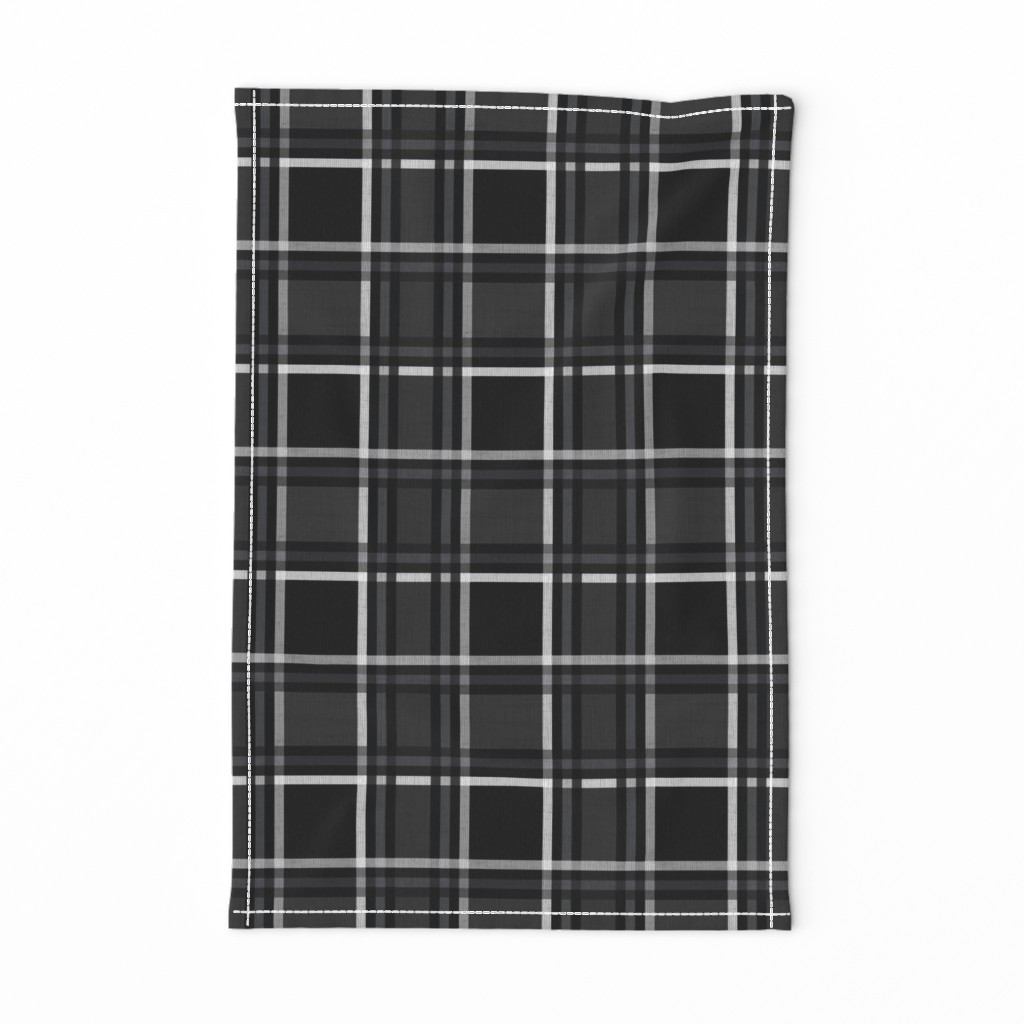 Black Plaid - Small