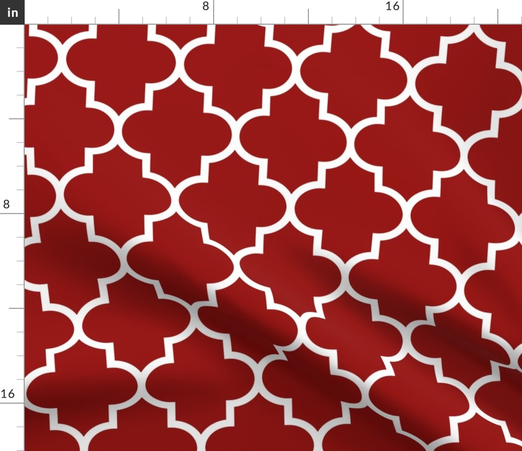 quatrefoil LG dark red