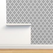 quatrefoil LG grey