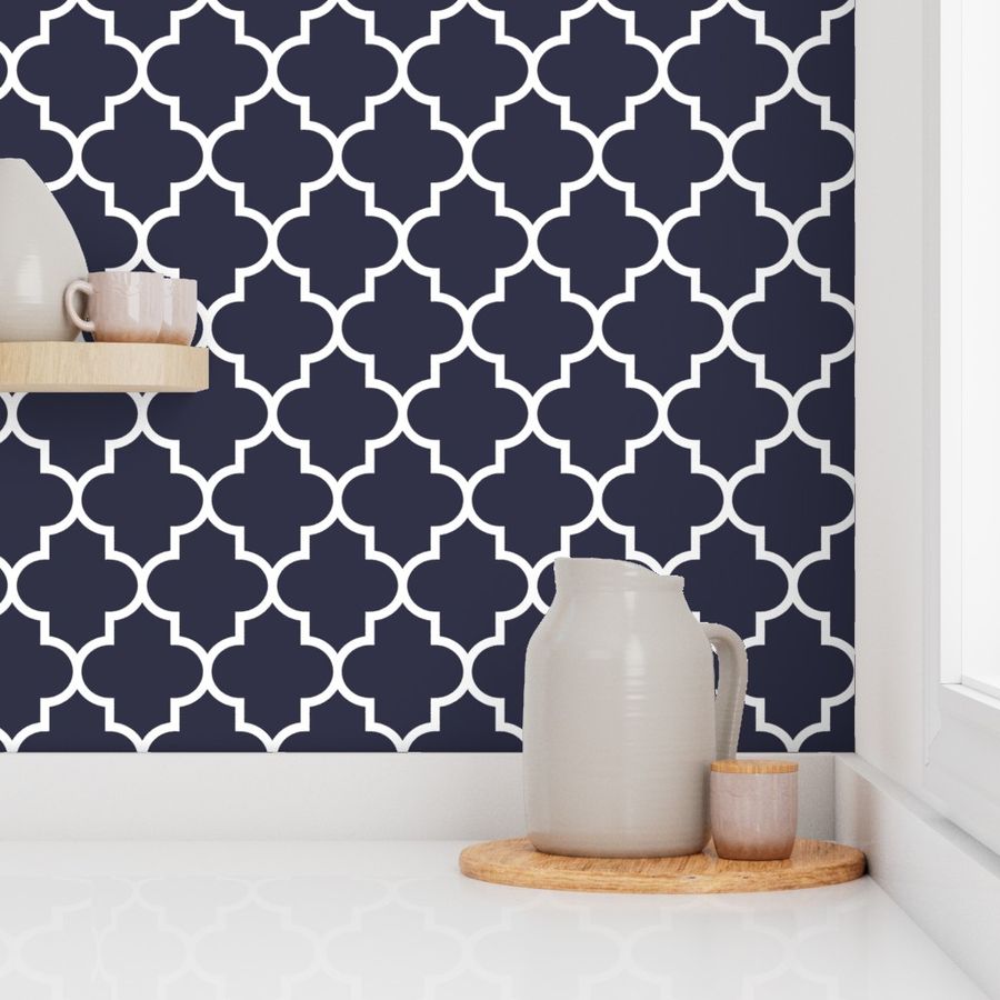 quatrefoil LG midnight blue