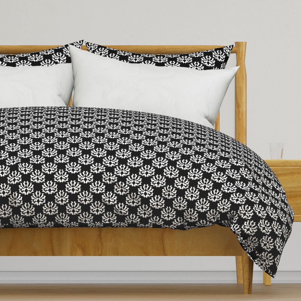 Doxie Damask, White on Black