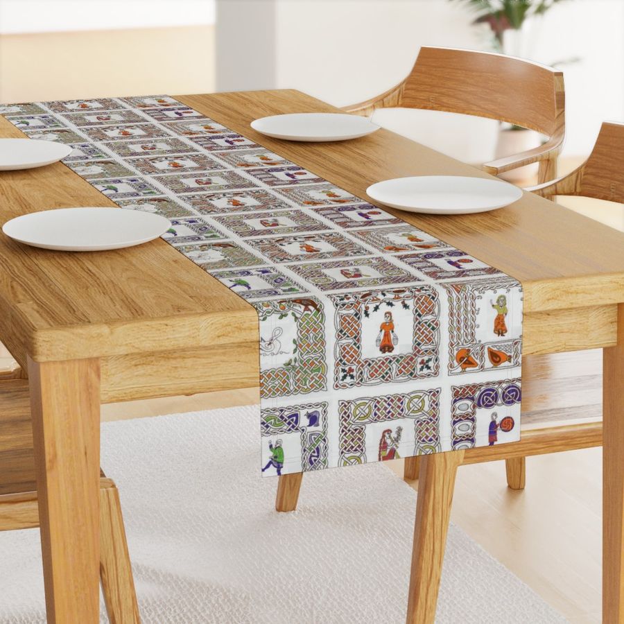 HOME_GOOD_TABLE_RUNNER