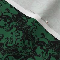 Skull & Tentacle in Dark Green halfsize