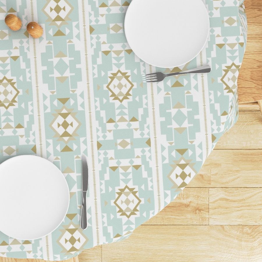 HOME_GOOD_ROUND_TABLE_CLOTH