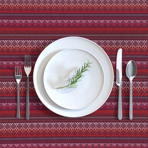 HOME_GOOD_RECTANGULAR_TABLE_CLOTH