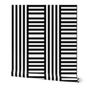 Geometric stripe play 2 after Hoffman, black + white by Su_G_©SuSchaefer