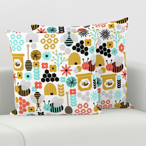 HOME_GOOD_SQUARE_THROW_PILLOW