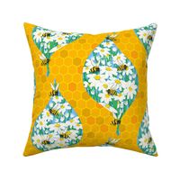 Busy Bees Daisy Damask