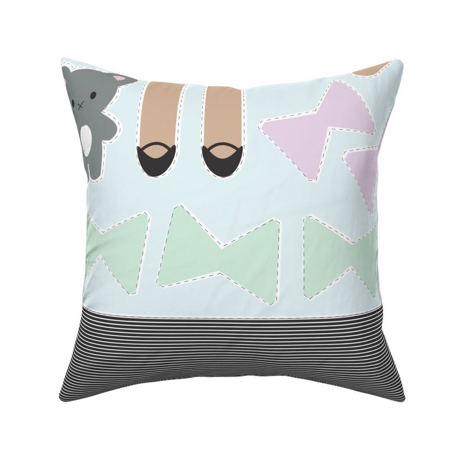 HOME_GOOD_SQUARE_THROW_PILLOW