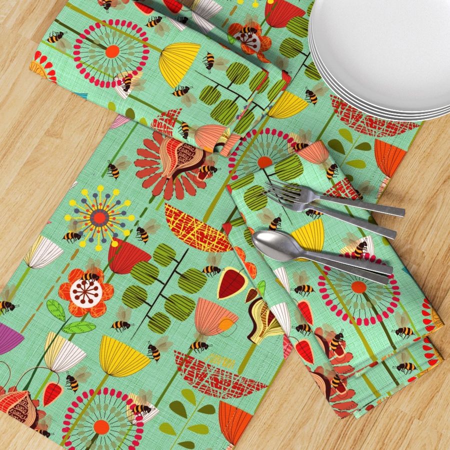 HOME_GOOD_TABLE_RUNNER