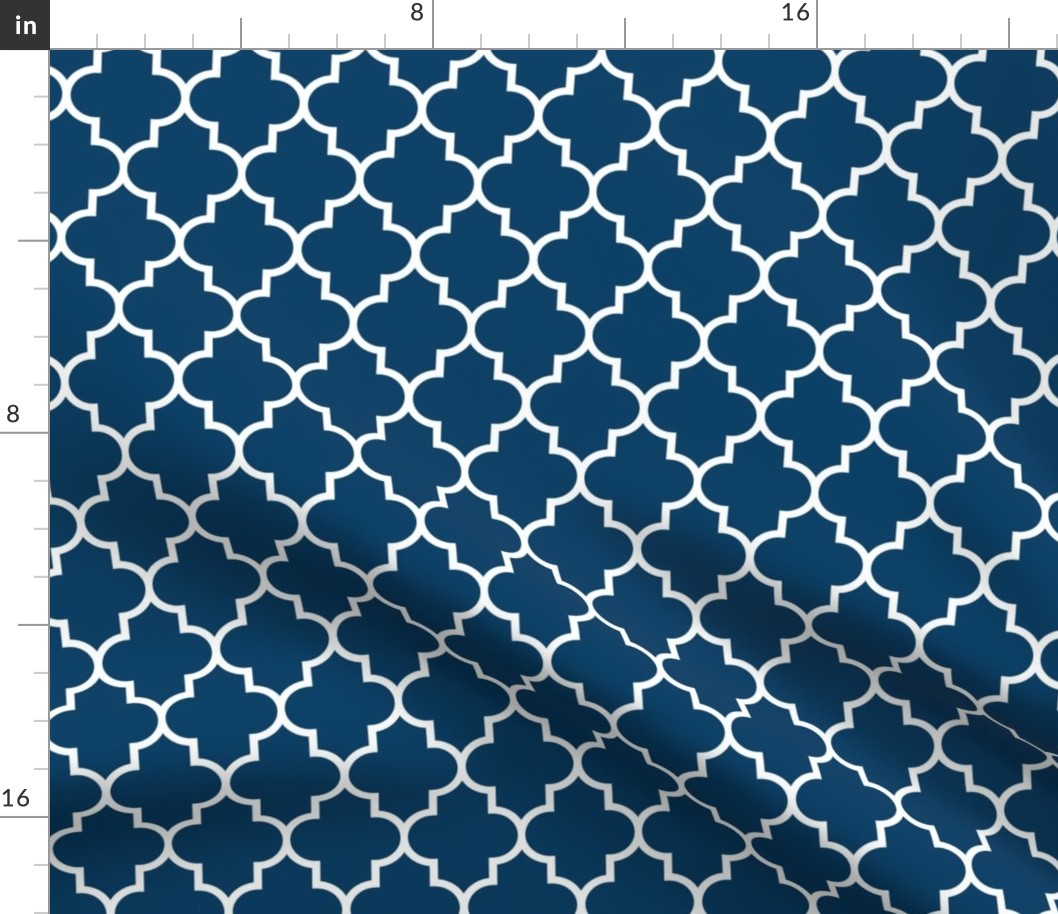 quatrefoil MED navy blue