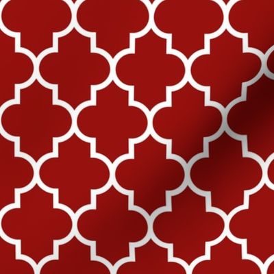 quatrefoil MED dark red