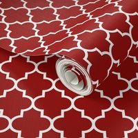 quatrefoil MED dark red