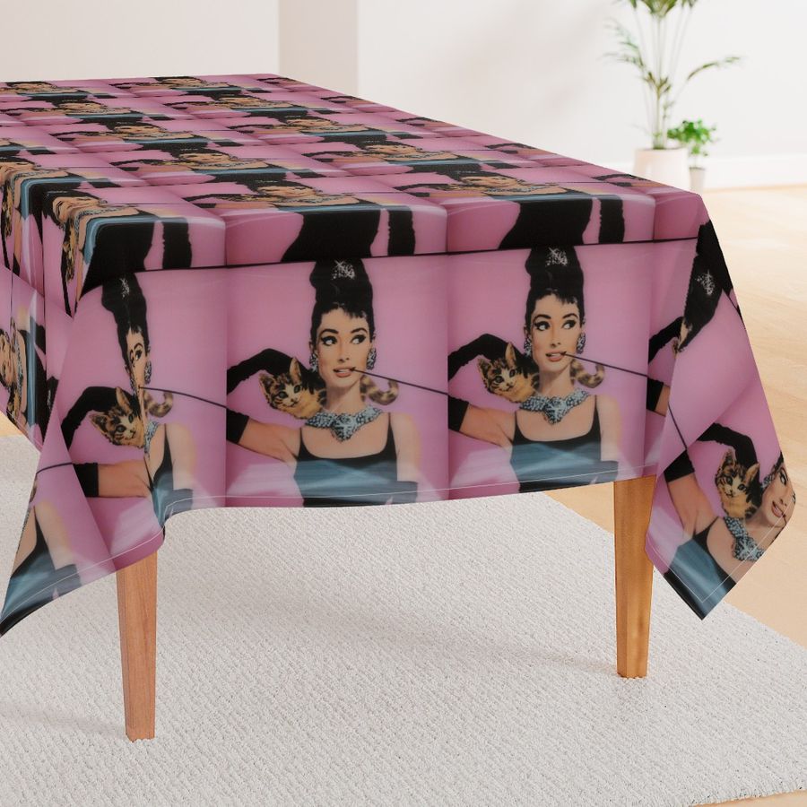 HOME_GOOD_RECTANGULAR_TABLE_CLOTH