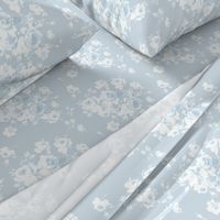 Lake Maria Summer Roses in Gustavian Blue