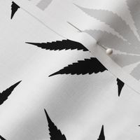 Black&White cannabis leaf