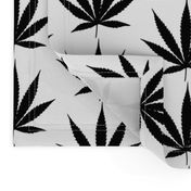 Black&White cannabis leaf