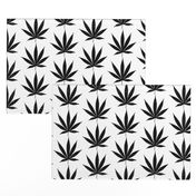 Black&White cannabis leaf