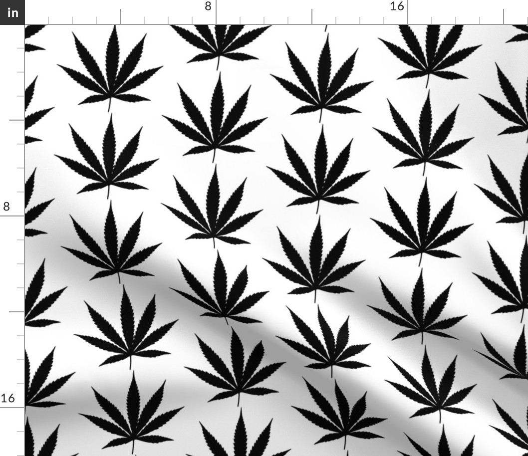 Black&White cannabis leaf