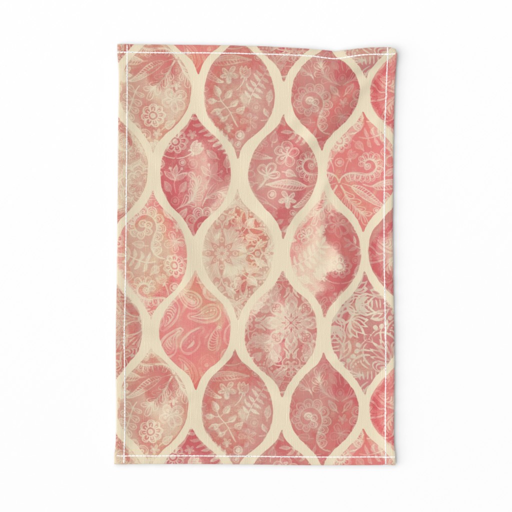 Cream & Coral Doodle Decorated Watercolor Ogee Pattern