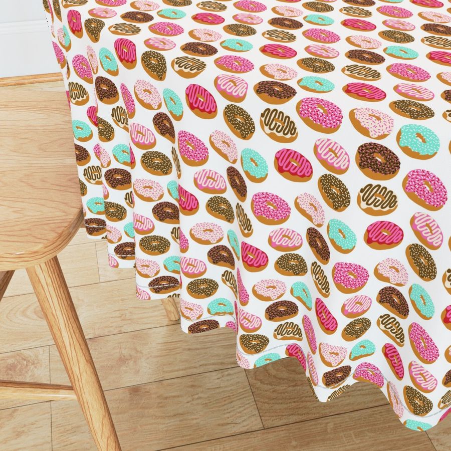 HOME_GOOD_ROUND_TABLE_CLOTH