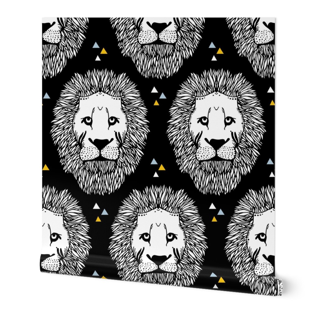 Lion Pattern - Blue & Yellow Triangles