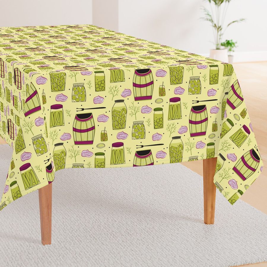 HOME_GOOD_RECTANGULAR_TABLE_CLOTH