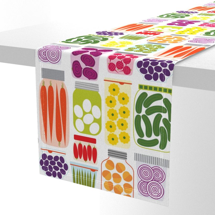 HOME_GOOD_TABLE_RUNNER