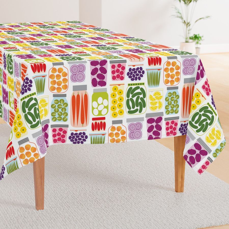 HOME_GOOD_RECTANGULAR_TABLE_CLOTH