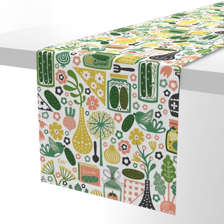 HOME_GOOD_TABLE_RUNNER