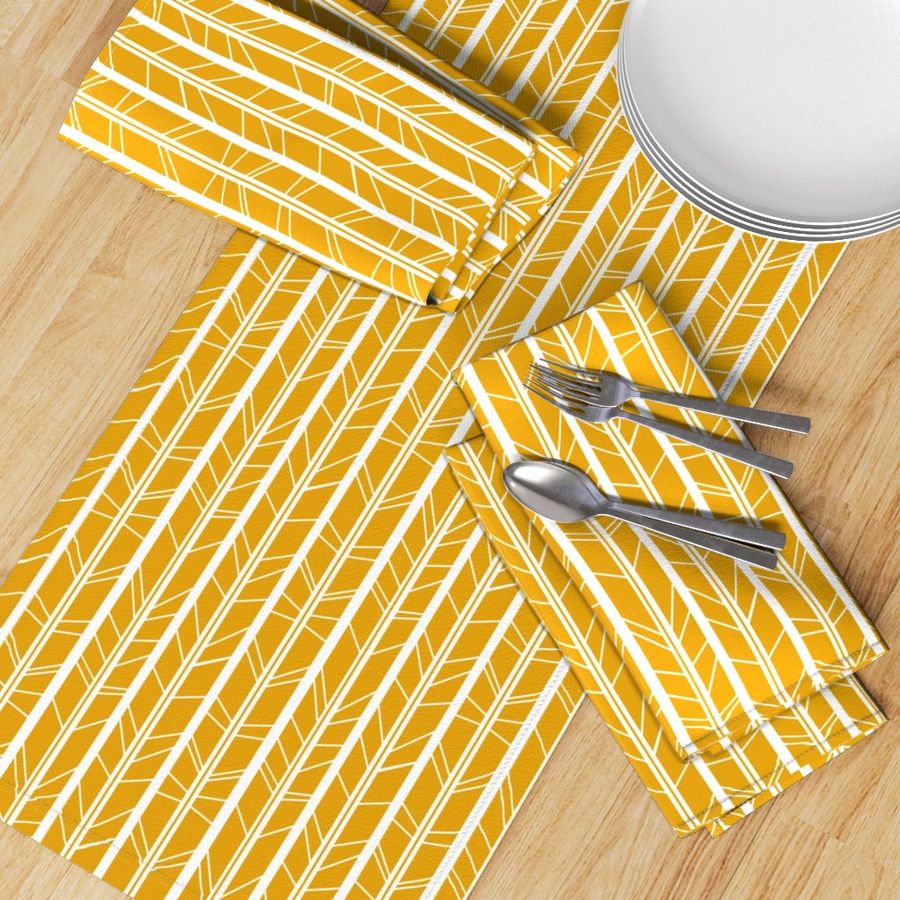 HOME_GOOD_TABLE_RUNNER