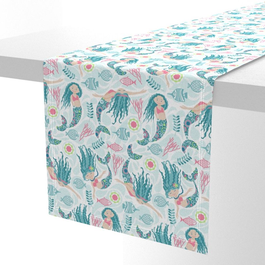 HOME_GOOD_TABLE_RUNNER