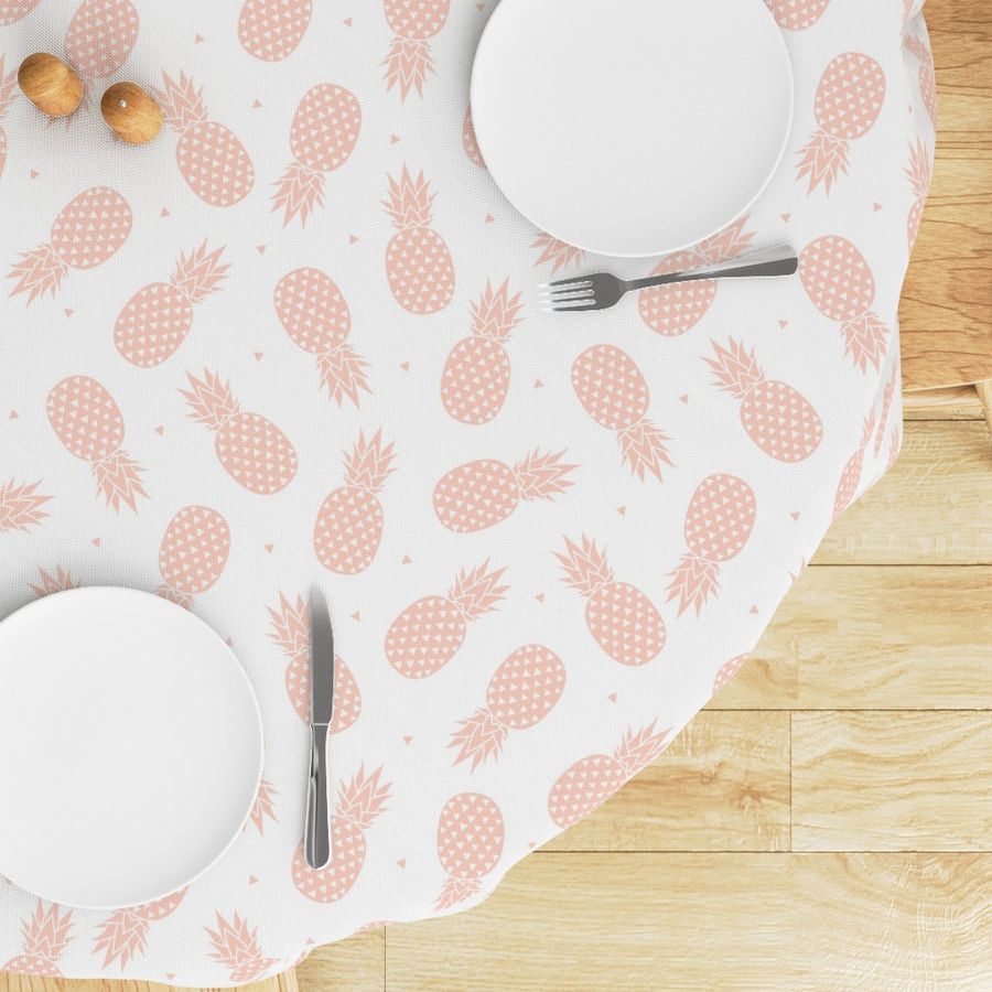 HOME_GOOD_ROUND_TABLE_CLOTH