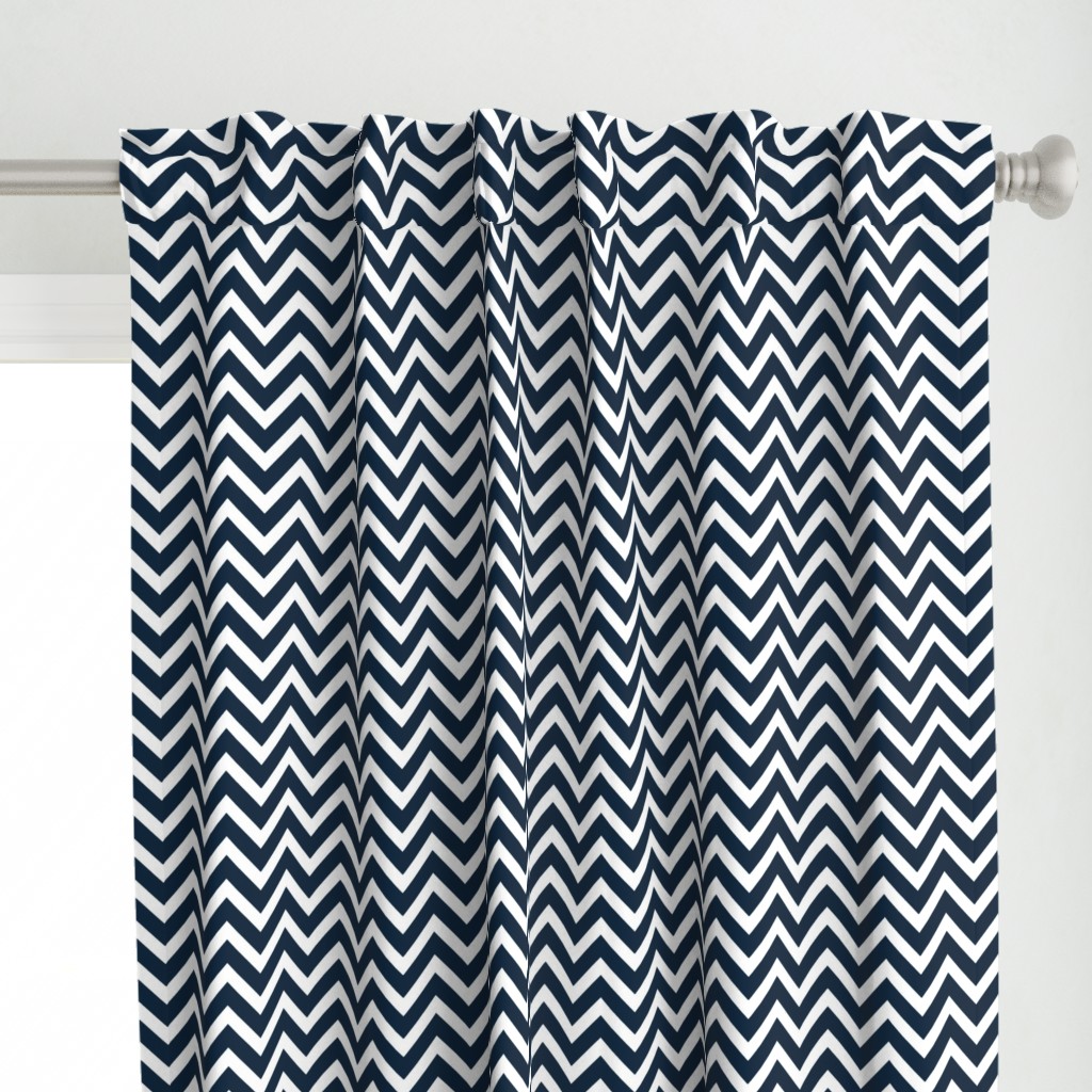  Chevron in Marine Navy and Seacap White Bands