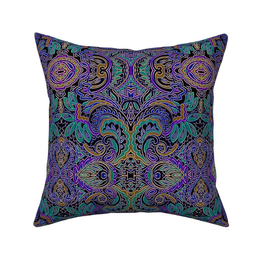 HOME_GOOD_SQUARE_THROW_PILLOW