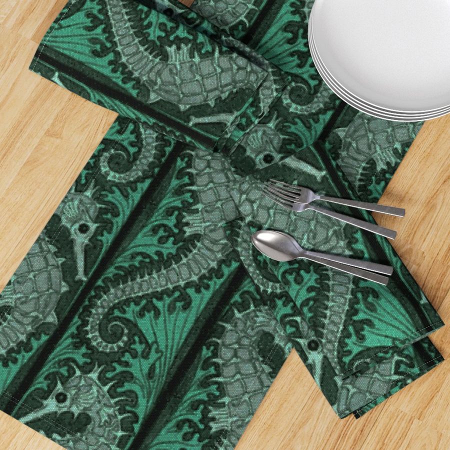 HOME_GOOD_TABLE_RUNNER